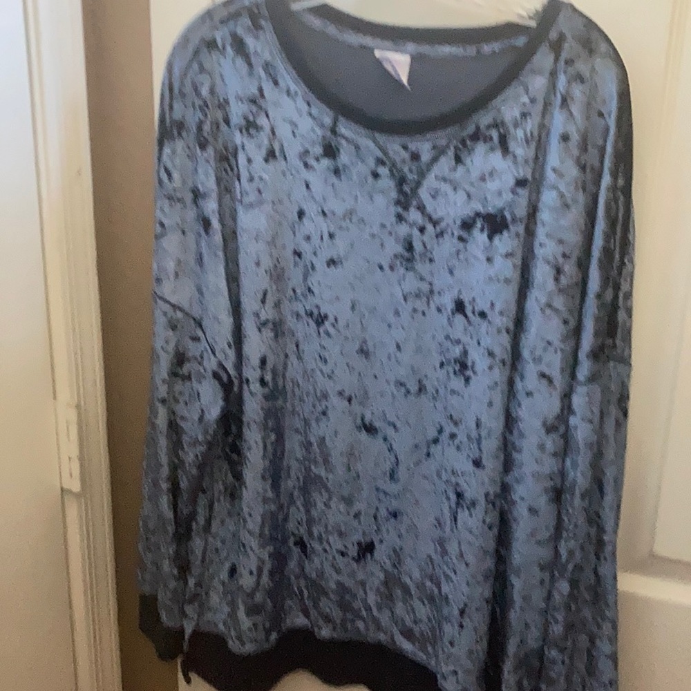 Secret Treasures Blue and Black Velvet Top